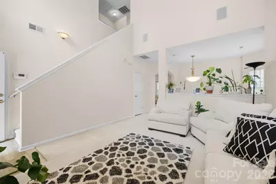 330 Bridal Veil Drive, Charlotte, NC 28217 - Photo 4