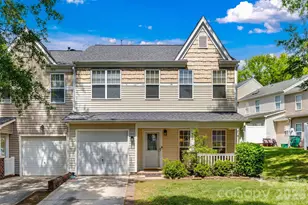 330 Bridal Veil Dr, Charlotte, NC 28217 - Photo 1