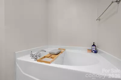 330 Bridal Veil Drive, Charlotte, NC 28217 - Photo 14