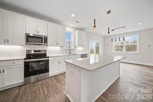 1020 Forest Dr, Marshville, NC 28103 - Photo 2