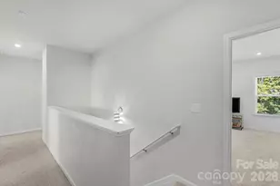 6028 Gala Ln, Charlotte, NC 28215 - Photo 36