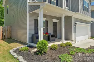 6028 Gala Ln, Charlotte, NC 28215 - Photo 4