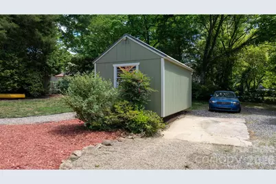 722 E Broad Street, Statesville, NC 28677 - Photo 26