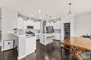 16016 Harbor Hill Dr, Charlotte, NC 28273 - Photo 12