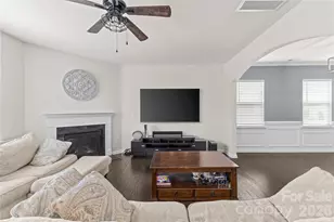 16016 Harbor Hill Dr, Charlotte, NC 28273 - Photo 10