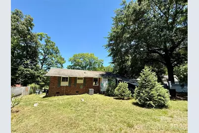 2607 Crescent Lane, Gastonia, NC 28052 - Photo 14
