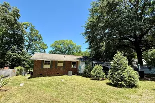 2607 Crescent Ln, Gastonia, NC 28052 - Photo 14