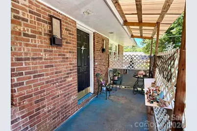 2607 Crescent Lane, Gastonia, NC 28052 - Photo 2