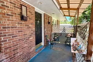 2607 Crescent Ln, Gastonia, NC 28052 - Photo 2