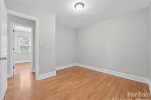 2120 Amesbury Ave, Charlotte, NC 28205 - Photo 30