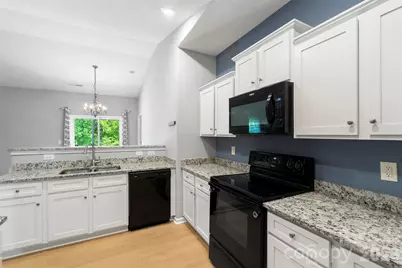 7318 Cuddington Drive, Charlotte, NC 28215 - Photo 18