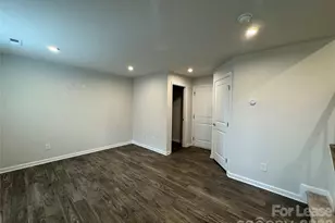 1222 Ashbury St, Charlotte, NC 28216 - Photo 4
