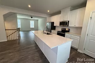 1222 Ashbury St, Charlotte, NC 28216 - Photo 6