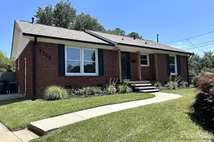 7113 Sterncrest Pl, Charlotte, NC 28210 - Photo 2