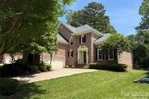 18412 Turnberry Ct, Davidson, NC 28036 - Photo 1