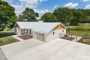 97 Paul Holland Rd, Canton, NC 28716 - Photo 4