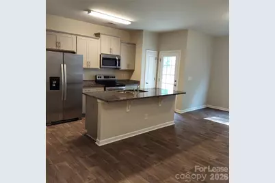 6050 Guildford Hill Lane, Charlotte, NC 28215 - Photo 6