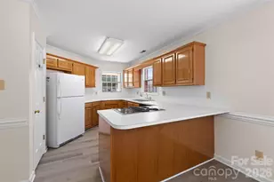 1843 Charter Dr, Rock Hill, SC 29732 - Photo 8