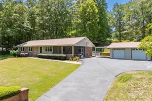 113 Chestnut Rd, Landrum, SC 29356 - Photo 28