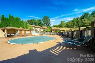 12 Pebble Creek Dr, Asheville, NC 28803 - Photo 20