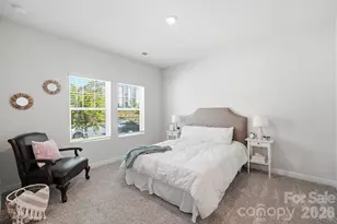 3742 Memorial Pkwy, Charlotte, NC 28217 - Photo 4