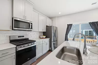 3742 Memorial Parkway, Charlotte, NC 28217 - Photo 12