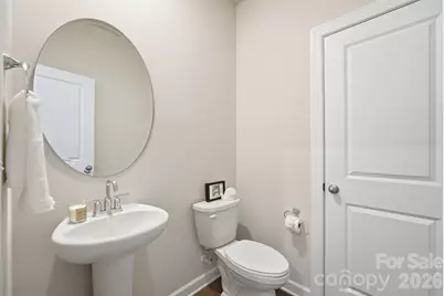 3742 Memorial Parkway, Charlotte, NC 28217 - Photo 16