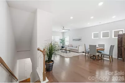 3742 Memorial Parkway, Charlotte, NC 28217 - Photo 8