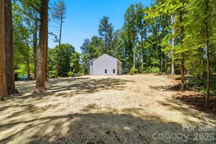 215 Edgewood Cir, Morganton, NC 28655 - Photo 30