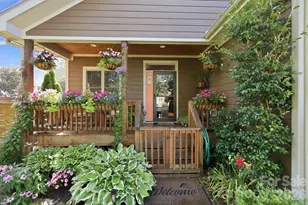 25 Linn Garden Ln, Swannanoa, NC 28778 - Photo 2