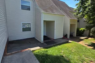 9140 Black Heath Cir, Charlotte, NC 28214 - Photo 2