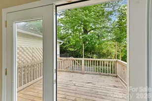 407 W Main St, Brevard, NC 28712 - Photo 24