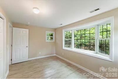 407 W Main Street, Brevard, NC 28712 - Photo 16