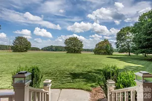 229 Dunlap Gate Rd, Statesville, NC 28625 - Photo 8