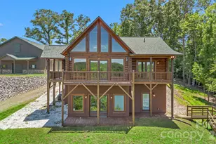 318 Heron Point Dr, Wilkesboro, NC 28697 - Photo 1