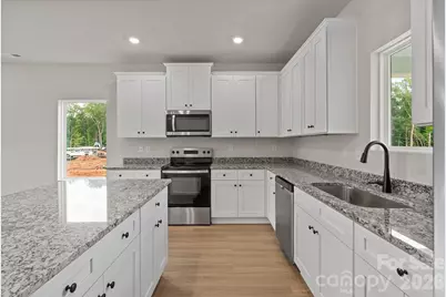 6513 Fairford Drive, Charlotte, NC 28215 - Photo 8