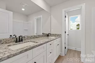 6513 Fairford Dr, Charlotte, NC 28215 - Photo 16