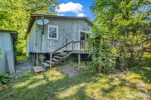 315 Alabama Ave, Hendersonville, NC 28739 - Photo 6