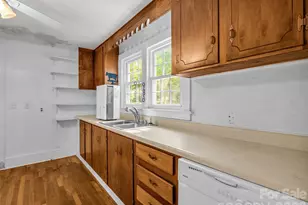 315 Alabama Ave, Hendersonville, NC 28739 - Photo 20