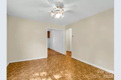 315 Alabama Avenue, Hendersonville, NC 28739 - Photo 16
