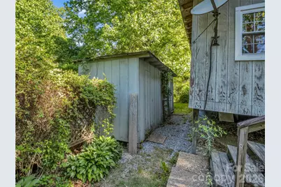 315 Alabama Avenue, Hendersonville, NC 28739 - Photo 8