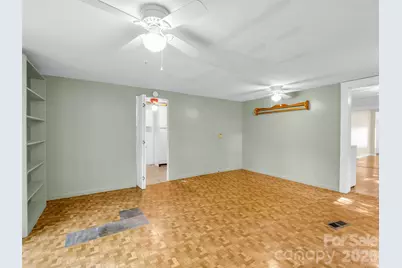 315 Alabama Avenue, Hendersonville, NC 28739 - Photo 24