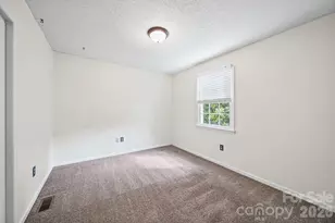 5479 Gunpowder Dr, Hickory, NC 28601 - Photo 22
