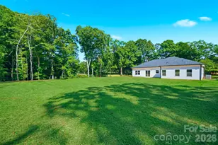 3272 Fairview Dr, Gastonia, NC 28052 - Photo 6