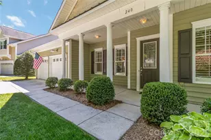 240 Clairborne Ct, Matthews, NC 28104 - Photo 4