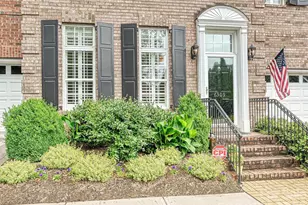 6309 Wakehurst Rd, Charlotte, NC 28226 - Photo 2