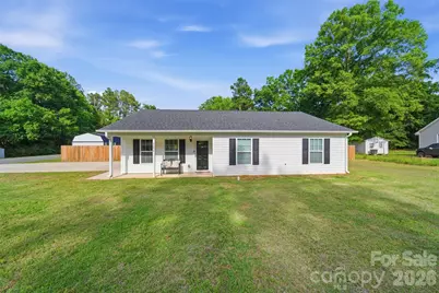 5694 Hillsdale Drive, Fort Lawn, SC 29714 - Photo 1