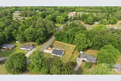 5694 Hillsdale Drive, Fort Lawn, SC 29714 - Photo 24