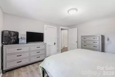 197 Mulberry Street, Clyde, NC 28721 - Photo 14