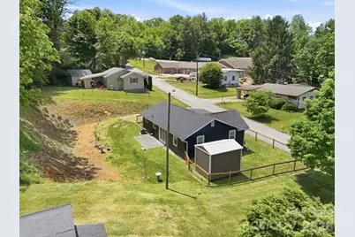 197 Mulberry Street, Clyde, NC 28721 - Photo 28